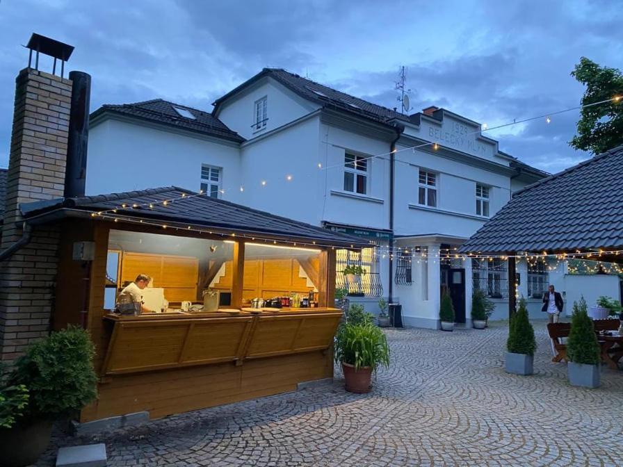 Penzion A Restaurace Belecky Mlyn Pteni المظهر الخارجي الصورة