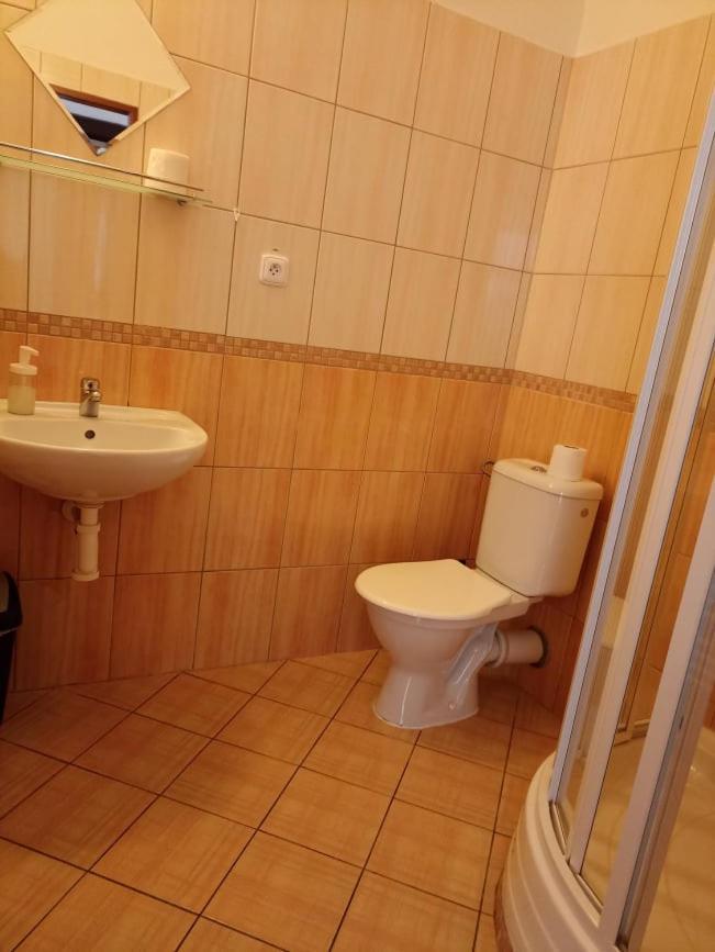 Penzion A Restaurace Belecky Mlyn Pteni المظهر الخارجي الصورة